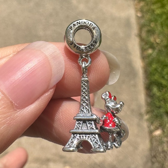 NWOT Pandora x Disney Minnie Mouse Eiffel Tower Limited Charm - Picture 4 of 14